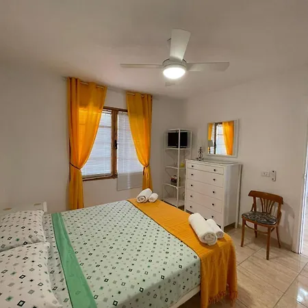 Santiago Beach, Cristianos With Air Conditioning Appartement